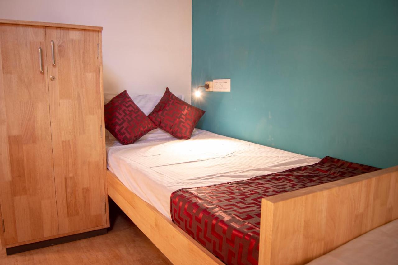 Roambay Hostel Mysore Luaran gambar