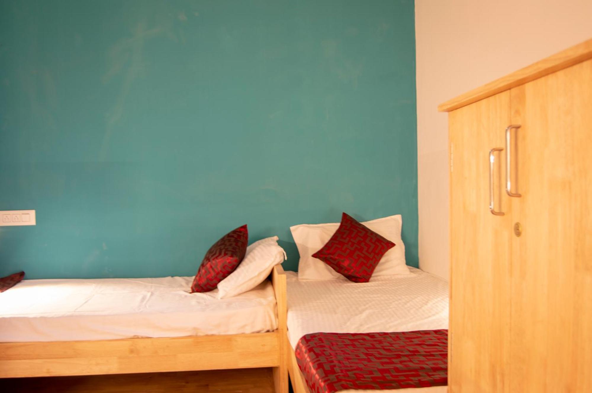 Roambay Hostel Mysore Luaran gambar
